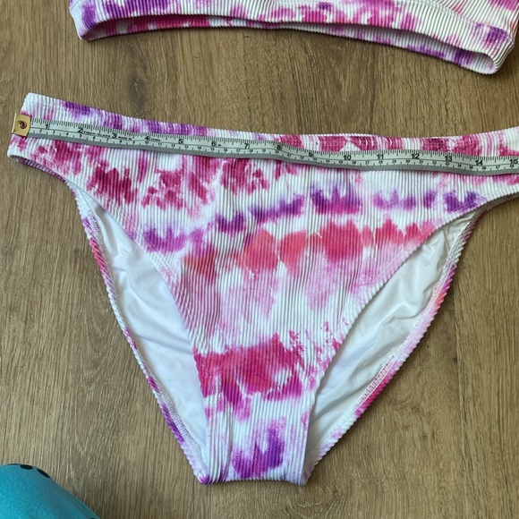 Victoria’s Secret large & xl NWT White pink purple tie-dye bikini swim time - Picture 3 of 10